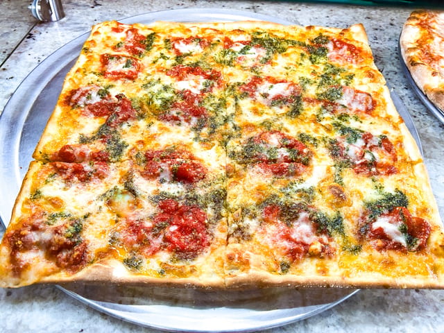 Grandma Pizza.